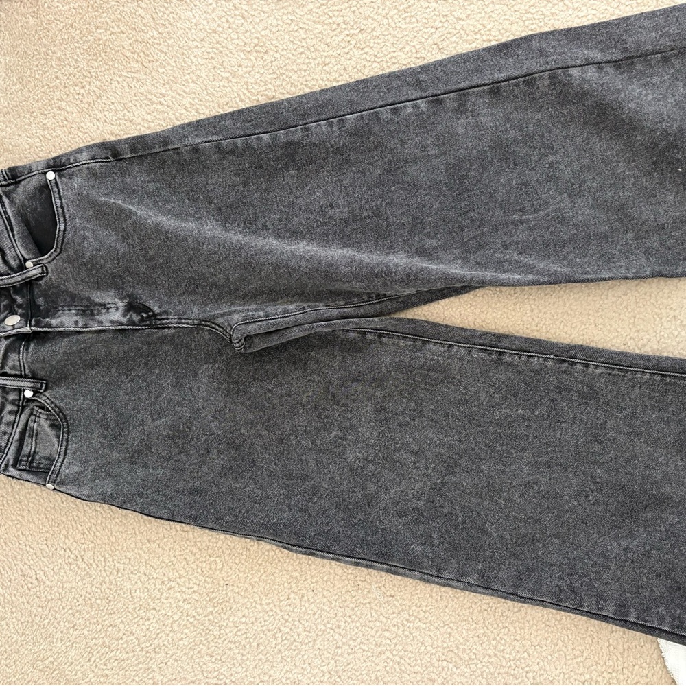 Fashion Nova Charcoal Straight Leg Jeans NWT